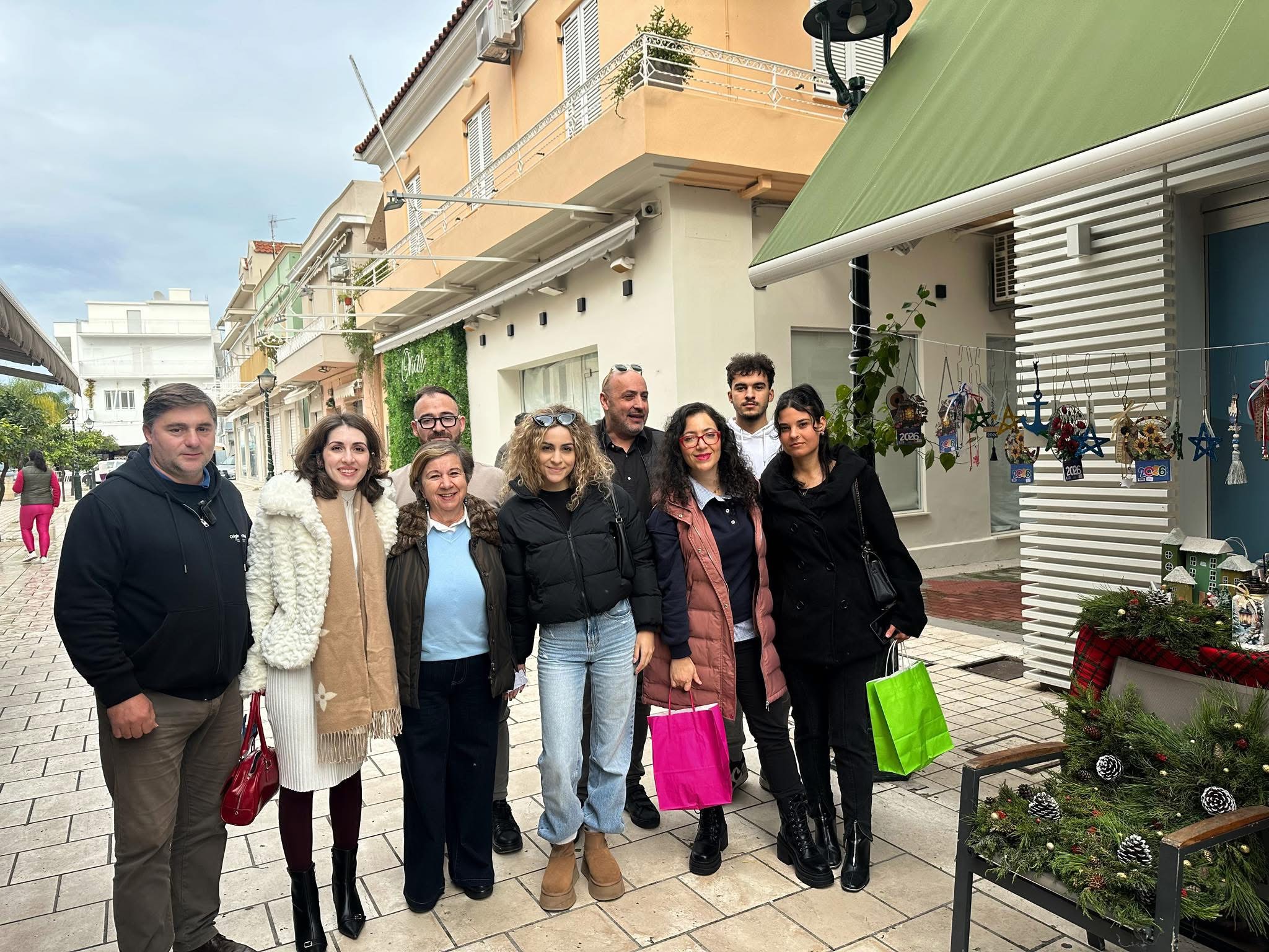 Αντιπροσωπεία της τοπικής ΝΔ στο παζάρι του «Υπερίωνα»στο Λιθόστρωτο