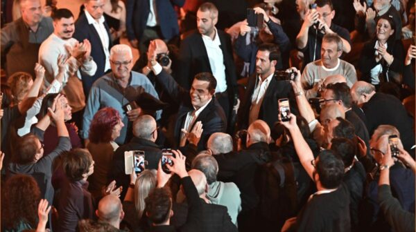 Δείτε την ομιλία του Αλέξη Τσίπρα στην παρουσίαση του βιβλίου του «Ιθάκη» στο «Παλλάς»