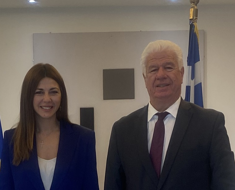 Επίσκεψη του Περιφερειάρχη στην Υπουργό Παιδείας