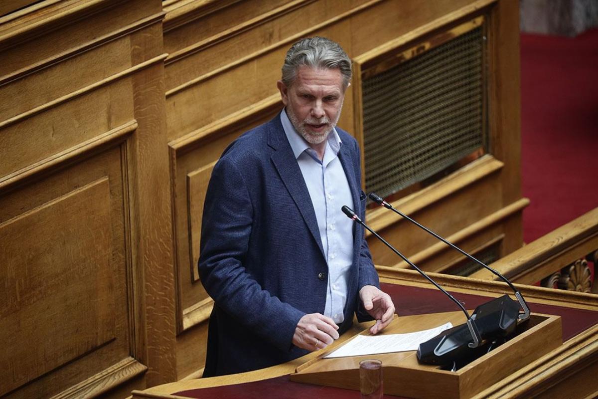 Γερουλάνος: «Από τις “δύο Ελλάδες” του κ