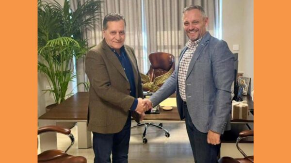 Ο Αρχιπλοίαρχος Ηλίας Στεφανάτος… πετά πλέον με τους «Αετούς» Αργοστολίου…….