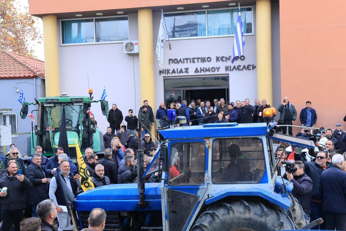 «Όχι» από τους αγρότες στον Κ.Μητσοτάκη: Δεν θα τον συναντήσουν στο Μαξίμου.