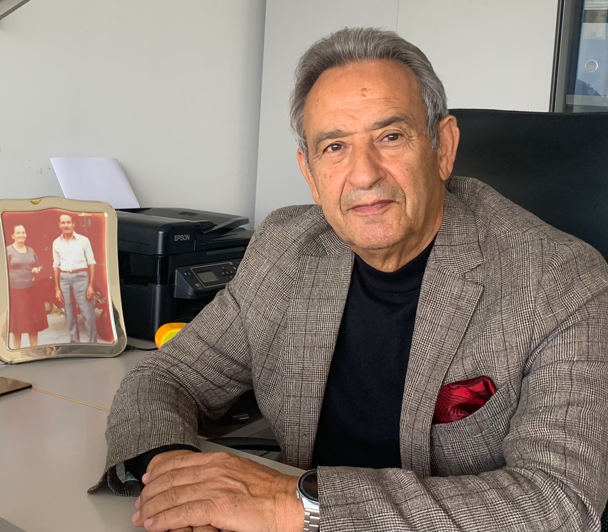 Παύλος Παπαδάτος: Πες μας τι πίνεις και δεν μας δίνεις…