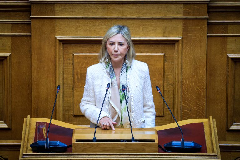 Βουλή: Άρση ασυλίας για τη Ζέττα Μακρή