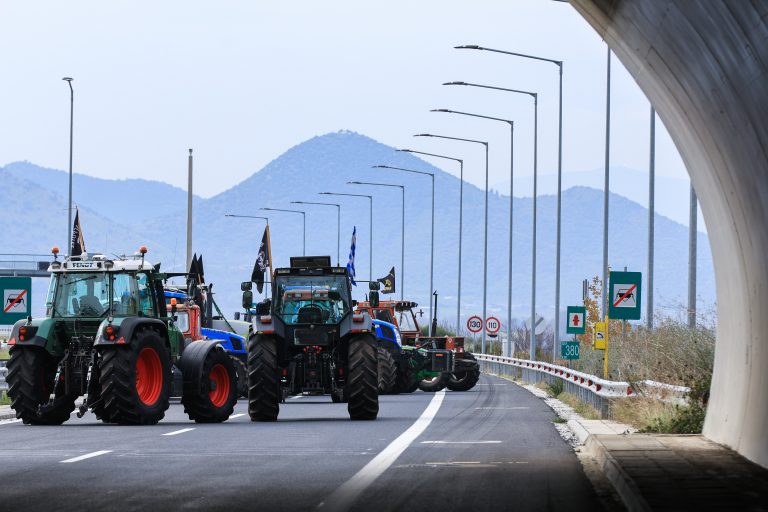 Μπλόκα: Κρίσιμη η πανελλαδική σύσκεψη το μεσημέρι στα Μάλγαρα – Εισηγήσεις για κλιμάκωση