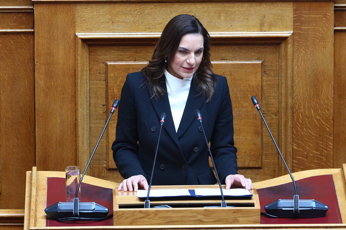 Κεφαλογιάννη: Οι οικογενειακές υποθέσεις, όταν αφορούν ανήλικα, δεν προσφέρονται για εκβιασμούς