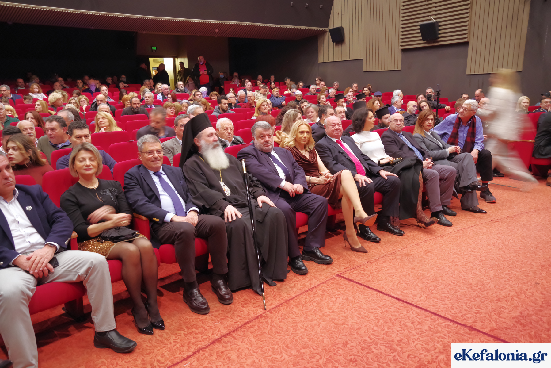 Με βραβεύσεις αλλά και απουσίες η κοπή της πίτας του Δήμου Αργοστολίου [εικόνες +βίντεο]