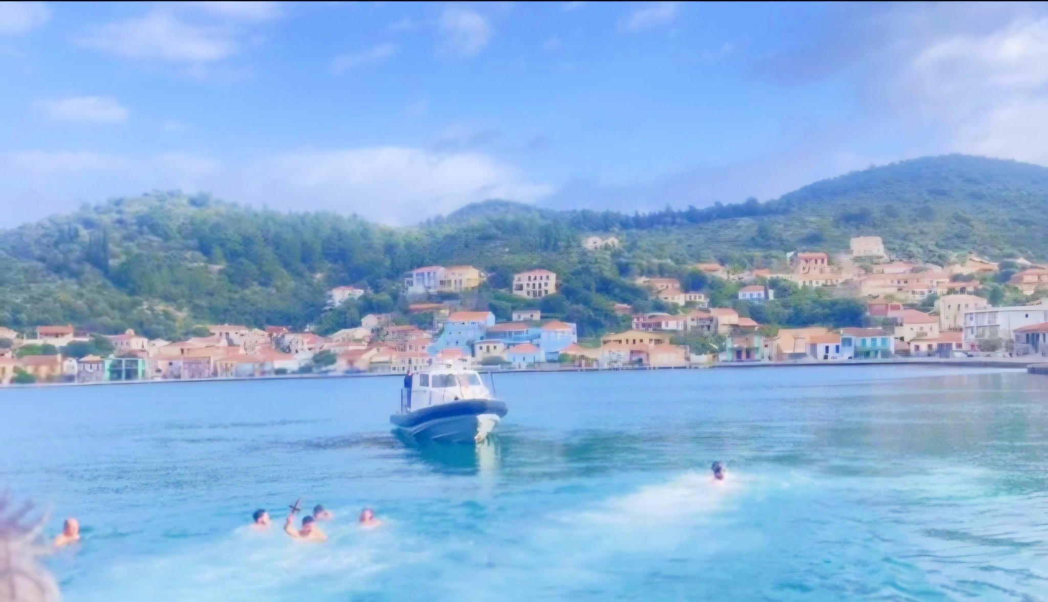 Ο Αγιασμός των Υδάτων στο λιμάνι της Ιθάκης [εικόνες +βίντεο]