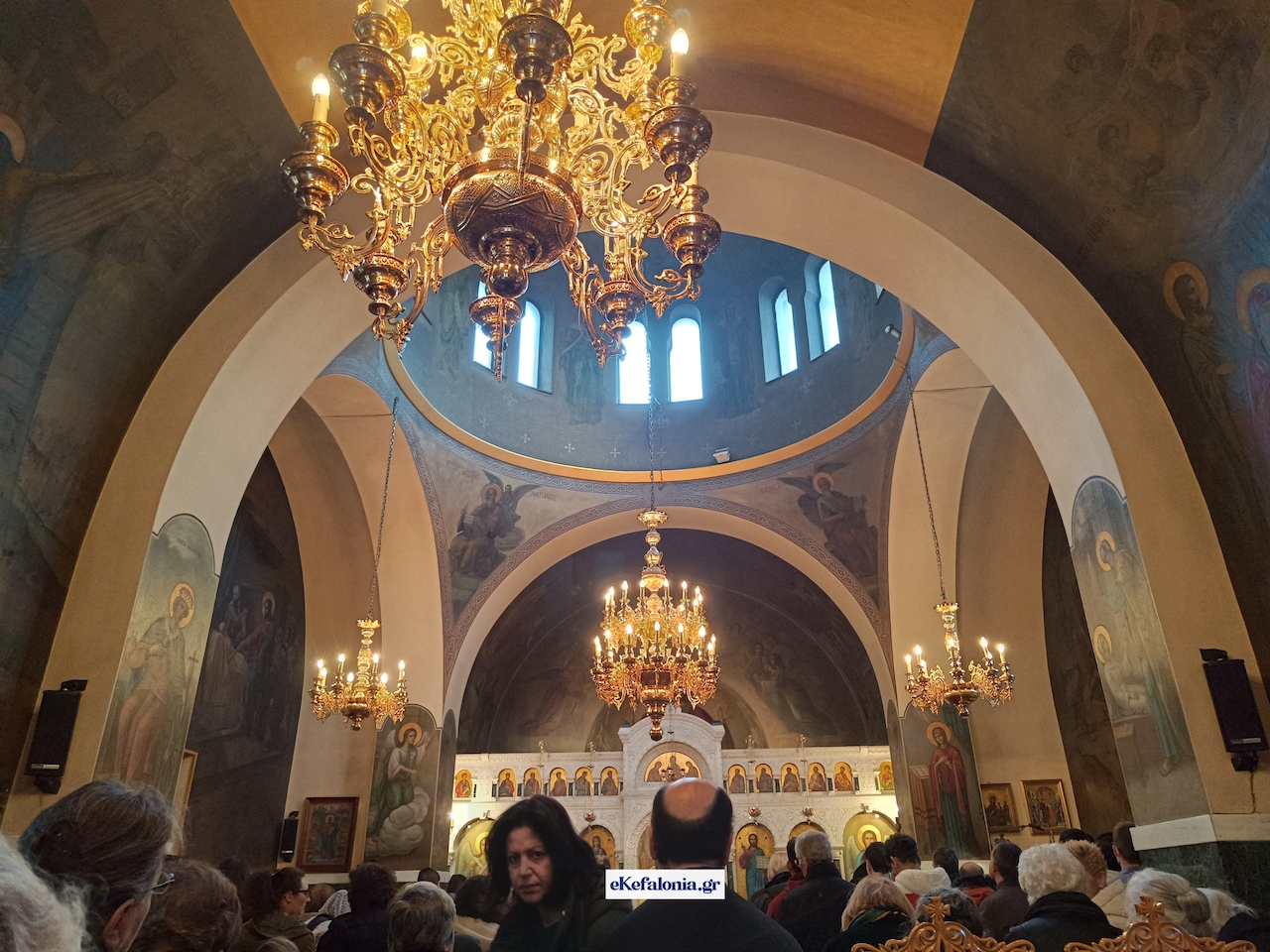 Στο μικρό εκκλησάκι του Αγίου Σάββα, εκεί όπου ο πόνος συναντά την ελπίδα [εικόνες +βίντεο]