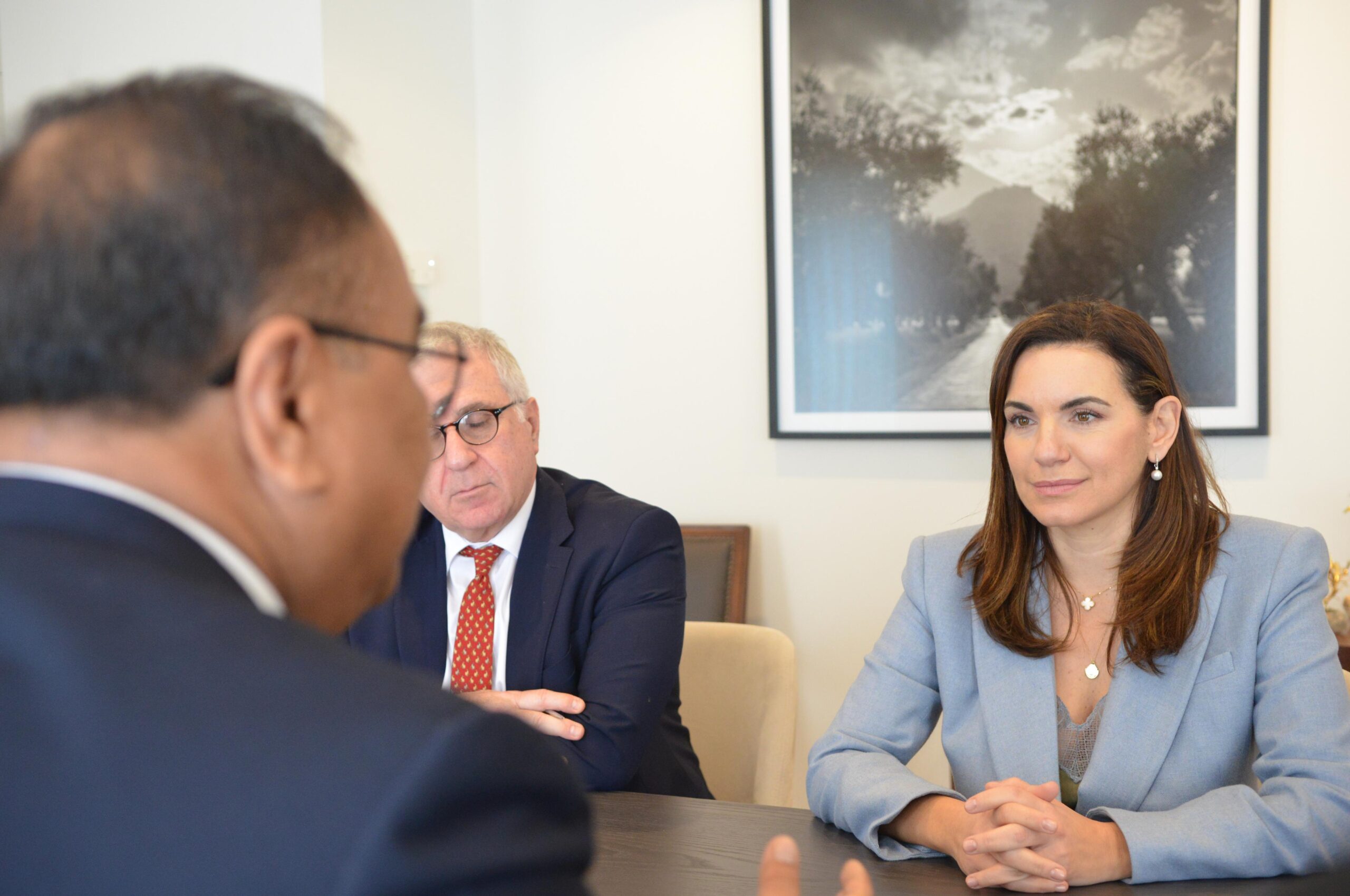 Συνάντηση της Υπουργού Τουρισμού Όλγας Κεφαλογιάννη με τον Πρέσβη των Φιλιππίνων για Συμφωνία Συνεργασίας στον Τουρισμό