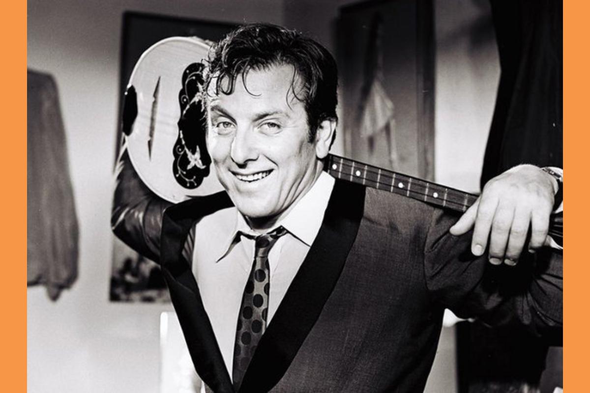 Κώστας Βουτσάς