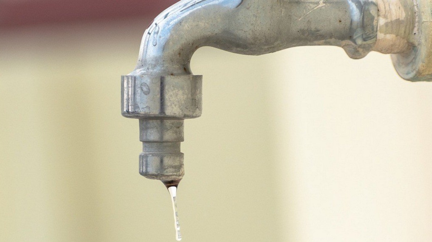 Λαϊκή Συσπείρωση: Φαρακλάτα  Ραζάτα πέντε μέρες χωρίς νερό…