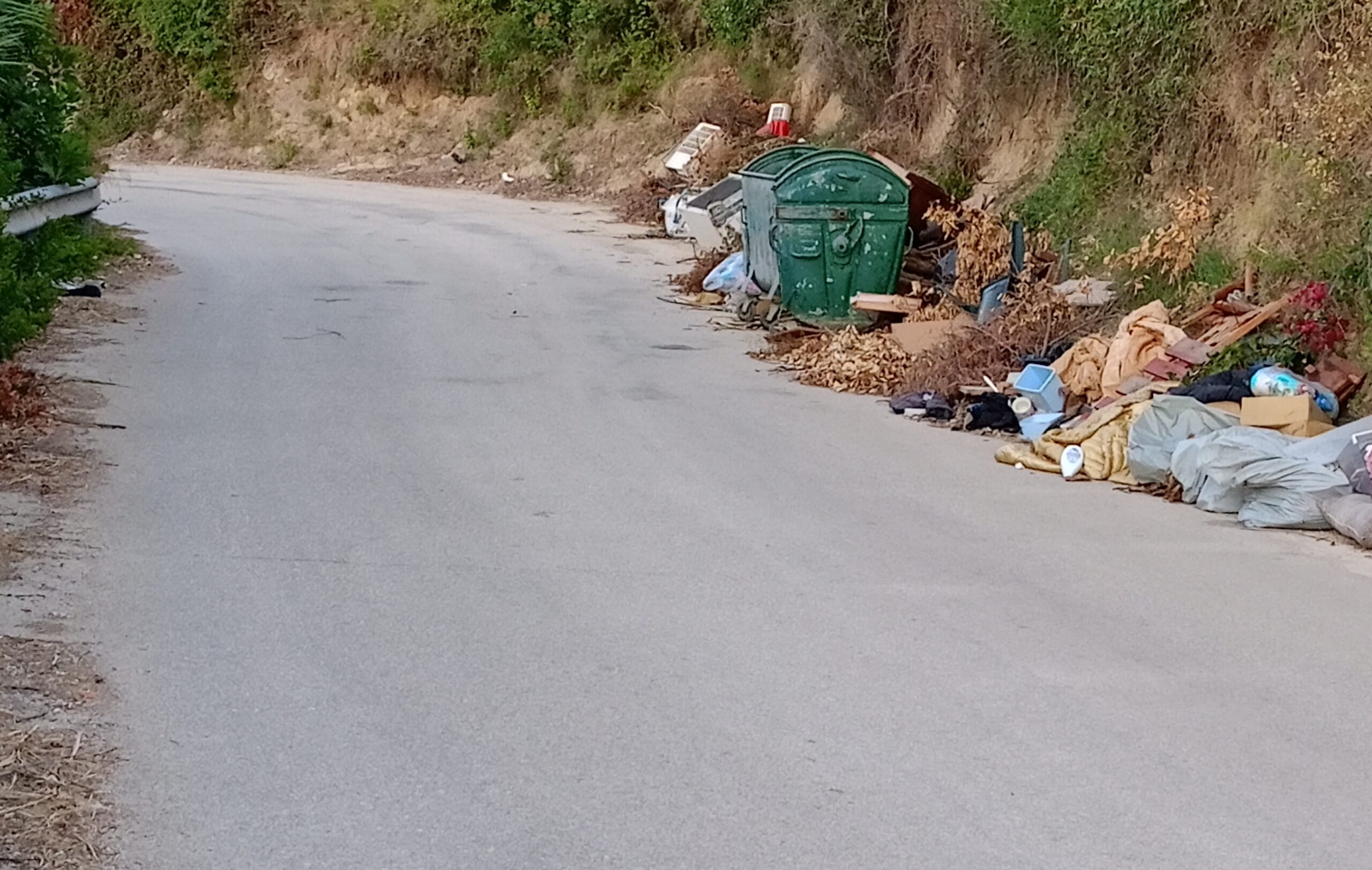 Δήμος Σάμης: Πρόγραμμα περισυλλογής ογκωδών απορριμμάτων