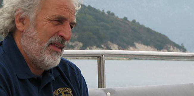 Κεφαλονίτης Όνος: Μάκη θα λερώσεις τα παπούτσια σου
