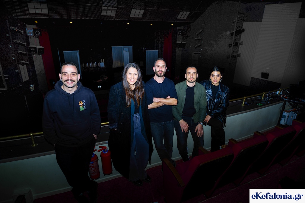 Λίγο πριν την αυλαία: Οι συντελεστές του «Στο εσωτερικό του Maurice Maeterlinck» στην κάμερα του Ekefalonia