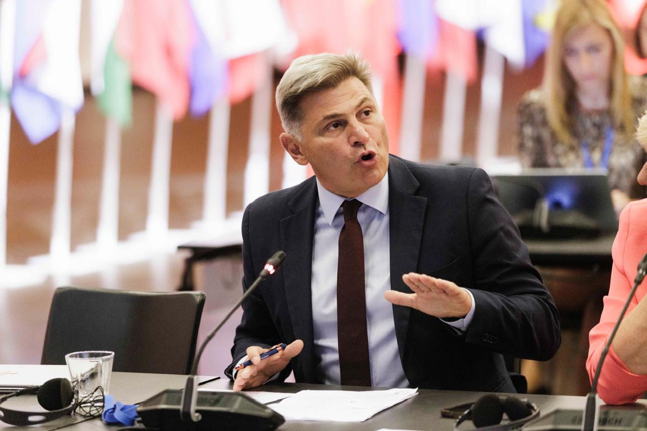 Παρέμβαση Φαραντούρη για τα Τουρκικά F 16 στα κατεχόμενα