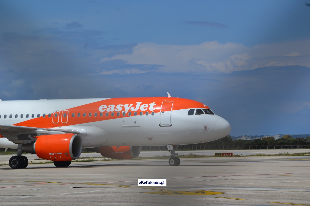 Πρεμιέρα για την EasyJet στην Κεφαλονιά – Έφτασε η πρώτη πτήση της σεζόν [εικόνες +βίντεο]