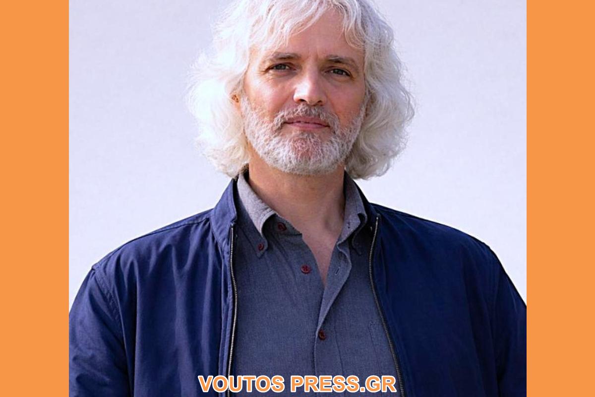 «Σχετικά με την κατάργηση των σχολικών επιτροπών»