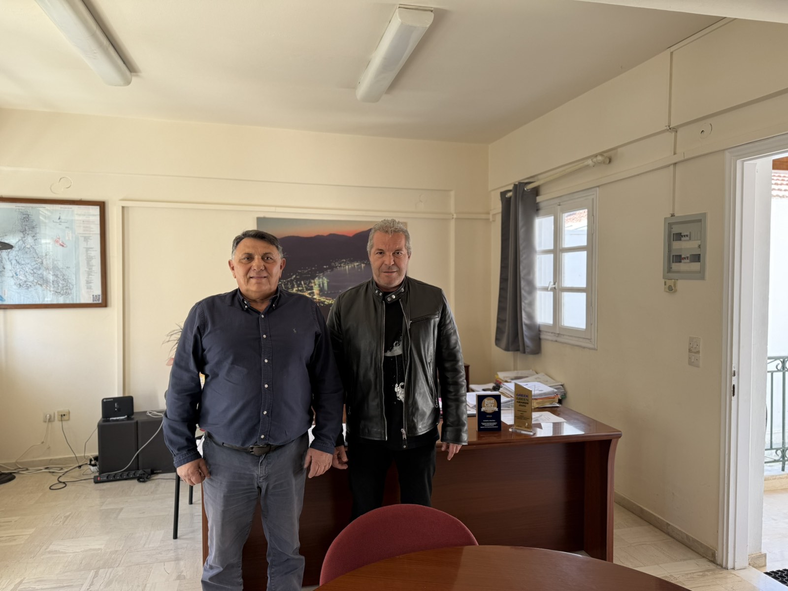 Συνεργασία ΟΚΑΠ – Δήμου Σάμης για κρίσιμες κοινωνικές υποδομές [εικόνες]