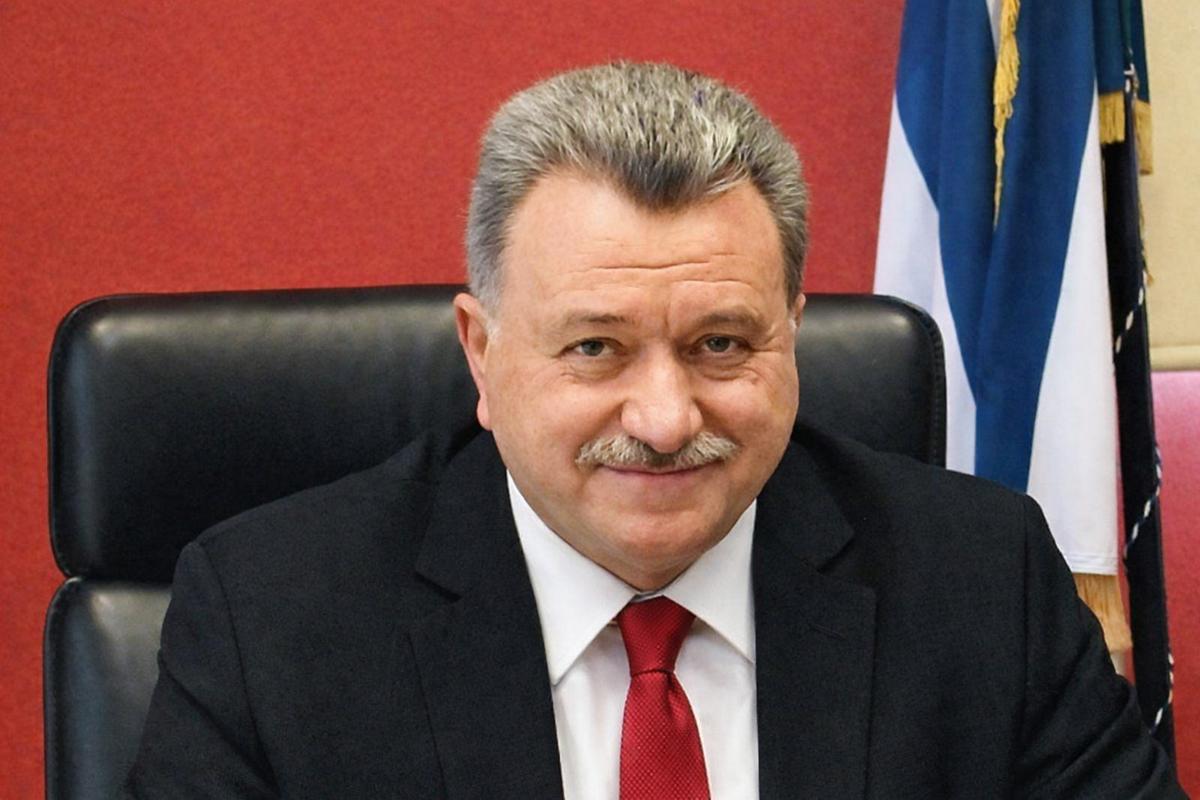 Θεόδωρος Γαλιατσάτος: «Δρόμος Αργοστολίου Πόρου, γιατί καθυστερεί ;