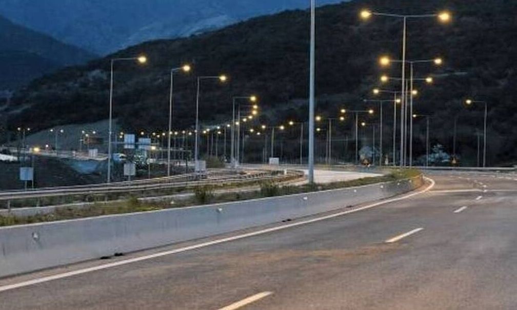 Τραγωδία στην Εγνατία Οδό σε διπλό τροχαίο: Δύο νεκροί μετά από σύγκρουση και παράσυρση