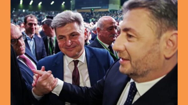 Αρχικη / Πολιτικη Τη συμπόρευσή του με το ΠΑΣΟΚ ανακοίνωσε ο Φαραντούρης