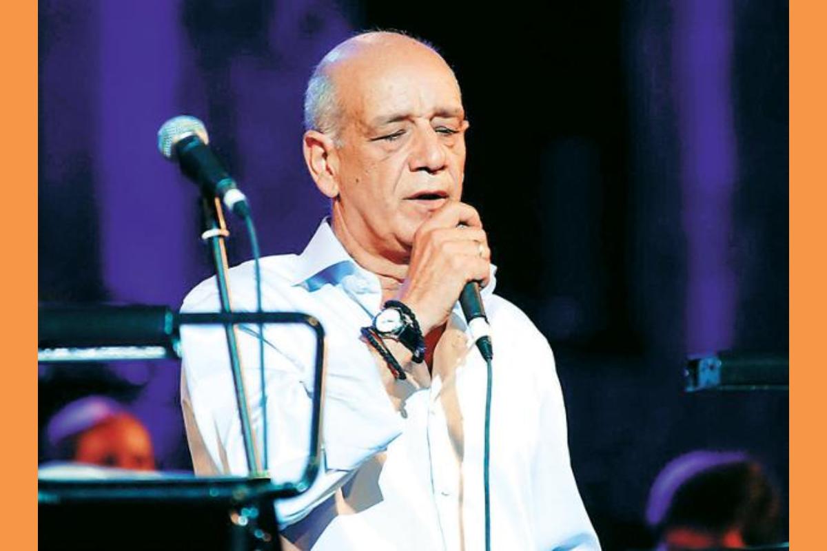 Δημήτρης Μητροπάνος: Μία από τις σπουδαιότερες φωνές του ελληνικού πενταγράμμου