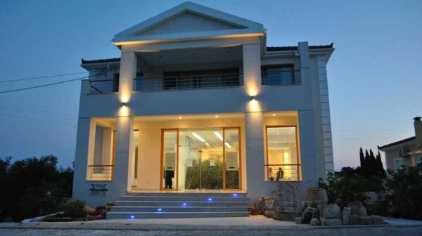 Ιόνιο Κέντρο: Διάλεξη για Θεό και Ψυχή από τον Δρ