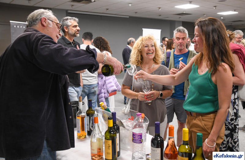 Κεφαλονιά: Μεγάλη οινογνωσία στο θέατρο «Κέφαλος» με τα κορυφαία οινοποιεία του νησιού