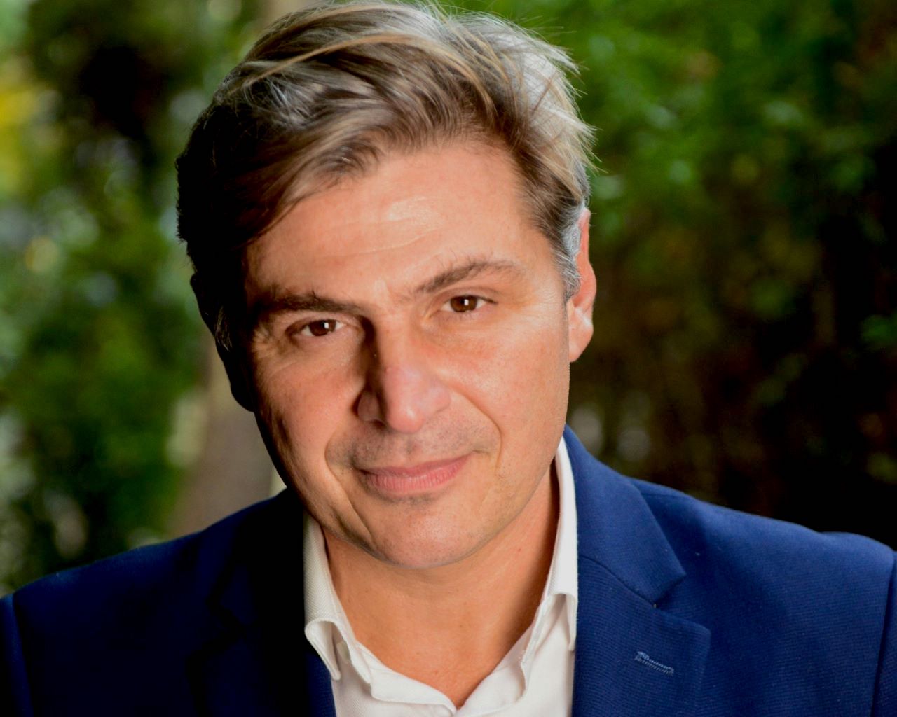 Κυβερνητικός «κεκονιαμένος τάφος» και εκλογές