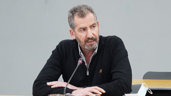 Μαρτίνης κατά καταγγελιών: “Οι γιατροί ήταν παρόντες – Τέλος στην παραπληροφόρηση”