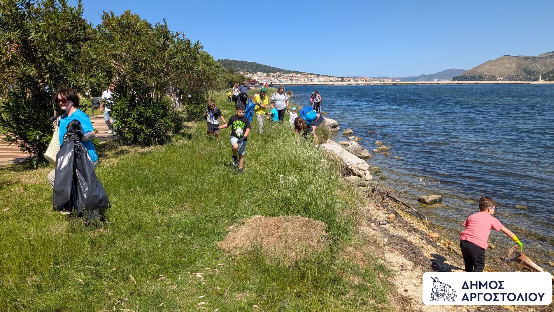 Μαζικός καθαρισμός στον Κούταβο –Μήνυμα ευθύνης από τους εθελοντές [εικόνες]
