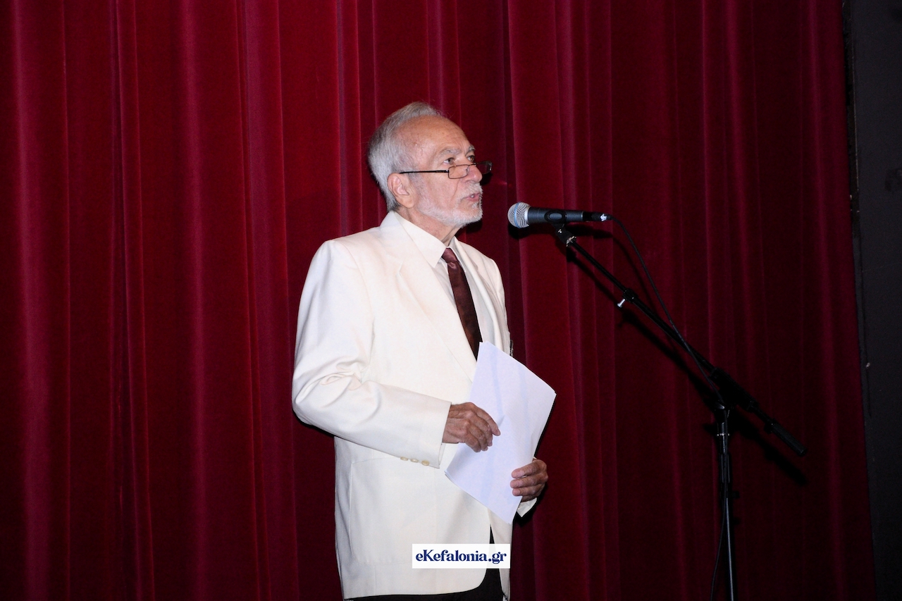 Μεγάλη επιτυχία για τη Χορωδία και Μαντολινάτα Αργοστολίου στου Ζωγράφου!