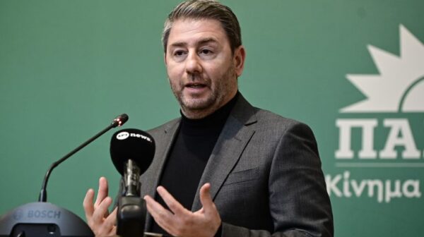 Νίκος Ανδρουλάκης: Τρεις παρεμβάσεις για να σταματήσει η ασυδοσία των τραπεζών