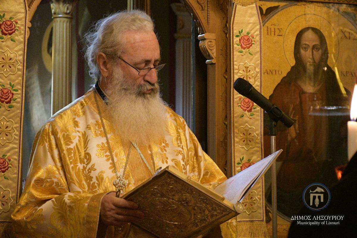 Σε ατμόσφαιρα ευλάβειας πραγματοποιήθηκε η Θεία Λειτουργία στην Ιερά Μονή Κορωνάτου σήμερα Δευτέρα του Πάσχα.