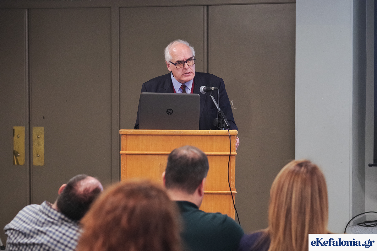 Σπυρίδων Θεοτοκάτος: Δεν υπάρχουν σωτήριες ομπρέλες