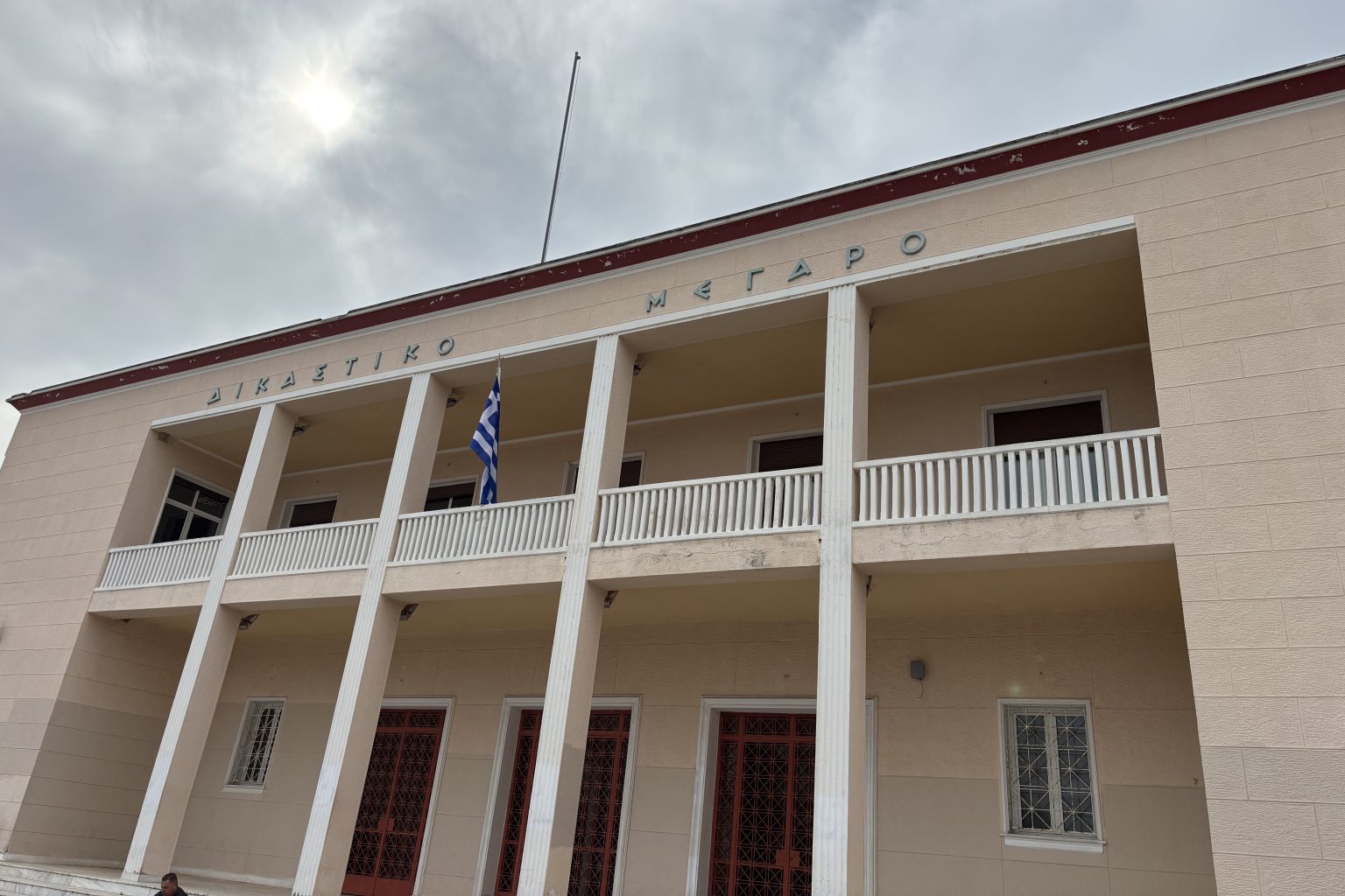 Θάνατος 19χρονης στην Κεφαλονιά: Στο «κάδρο» 66χρονος από την Πρέβεζα – Στις φυλακές Κορυδαλλού οδηγούνται οι τρεις κατηγορούμενοι