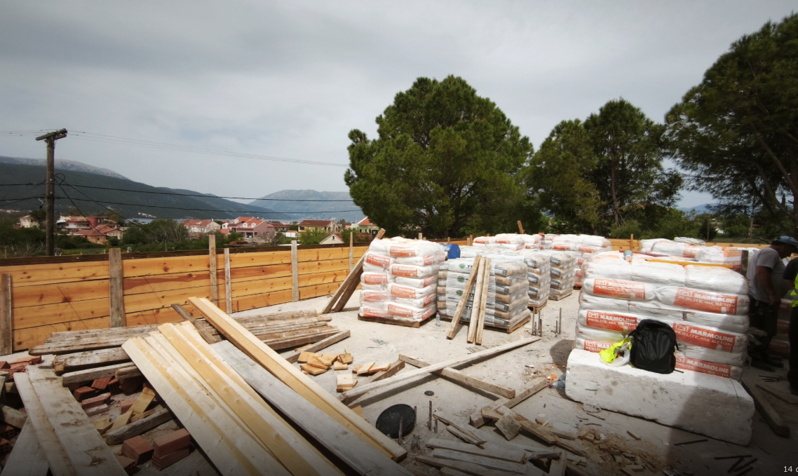 Το Poulatakefalonias στο εργοτάξιο του Κ.Υ. Σάμης. Πότε αναμένεται να ολοκληρωθεί το έργο.