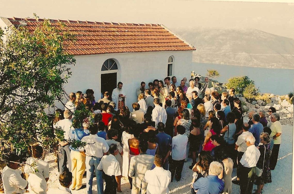 Το ξωκκλήσι του Αγ. Νικολάου λίγο έξω απ’τα Κομιτάτα