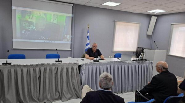 Αποδεκατισμένες οι αστυνομικές δυνάμεις – Έντονη ανησυχία στη σύσκεψη φορέων [εικόνες]