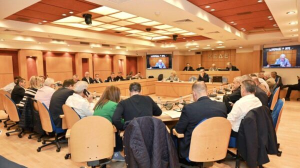 ΚΕΔΕ: “Κραυγή” αγωνίας για το αυξημένο λειτουργικό κόστος – “Δήμοι δε θα βγάλουν τη χρονιά”