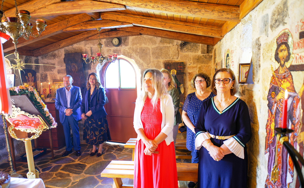 Λαμπερή Γιορτή στο Εκκλησάκι των Ραζάτων