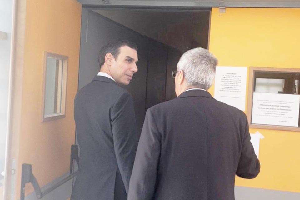 Ο υφυπουργός Υγείας, ήλθε στο Νοσοκομείο, είδε και …απήλθε!