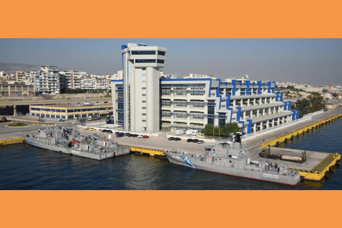 Πρόσκρουση Ε/Γ – Ο/Γ πλοίου στο λιμάνι της Ζακύνθου