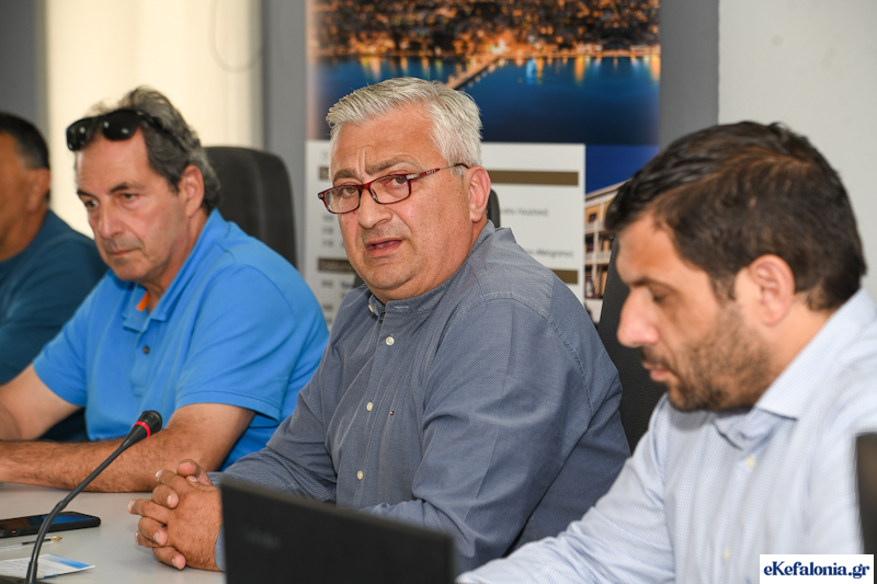 Σκληρή απάντηση Σπαθή σε Καλογηράτο: «Άλλοι δουλεύουν, άλλοι κάνουν καταγγελίες»