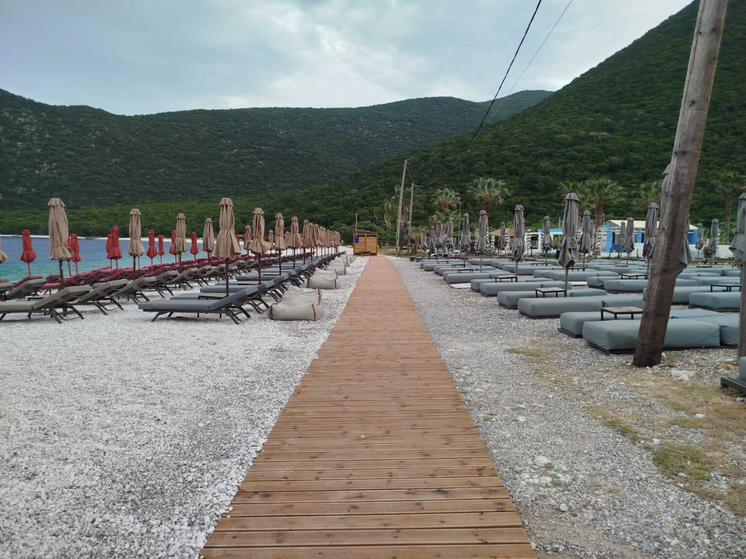 Σύγχρονες υποδομές για την αυτόνομη πρόσβαση ΑμεΑ στην Αντίσαμο