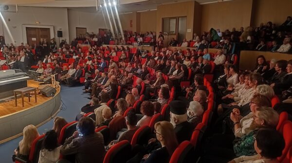 Σύλλογος Κεφαλλήνων Αιγιάλειας: 15 χορωδίες ενώνουν τις φωνές τους στο Αίγιο