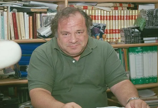 «Έφυγε ο Κεφαλονίτης, δημοσιογράφος Ανδρέας Μαζαράκης