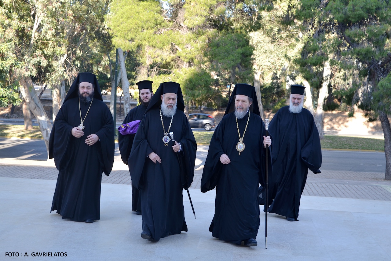 Οι Άγιοι Φανέντες και ο Άγιος Παναγής τιμήθηκαν πανηγυρικά στη Βουλιαγμένη [εικόνες]