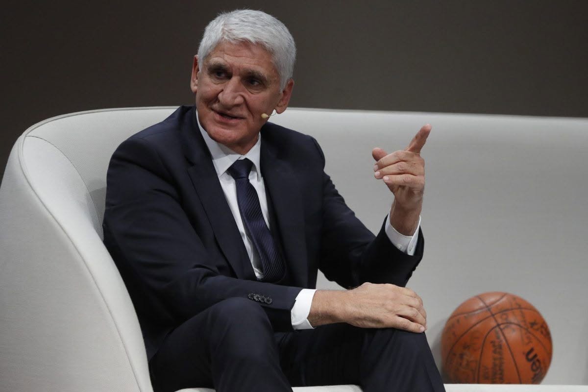 Την ανακήρυξη του Παναγιώτη Γιαννάκη σε επίτιμο δημότη Αργοστολίου, αποφάσισε ομόφωνα το Δημοτικό Συμβούλιο Αργοστολίου